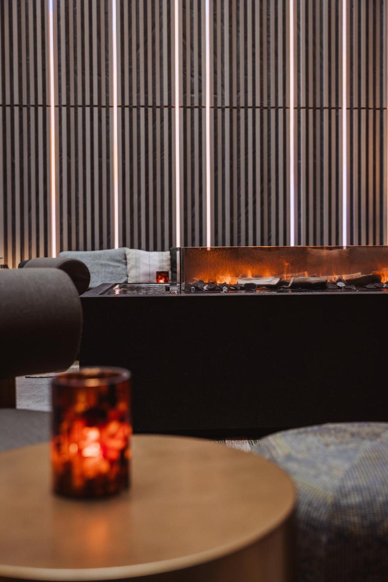 Clarion Hotel The Pier Gothenburg Exterior photo